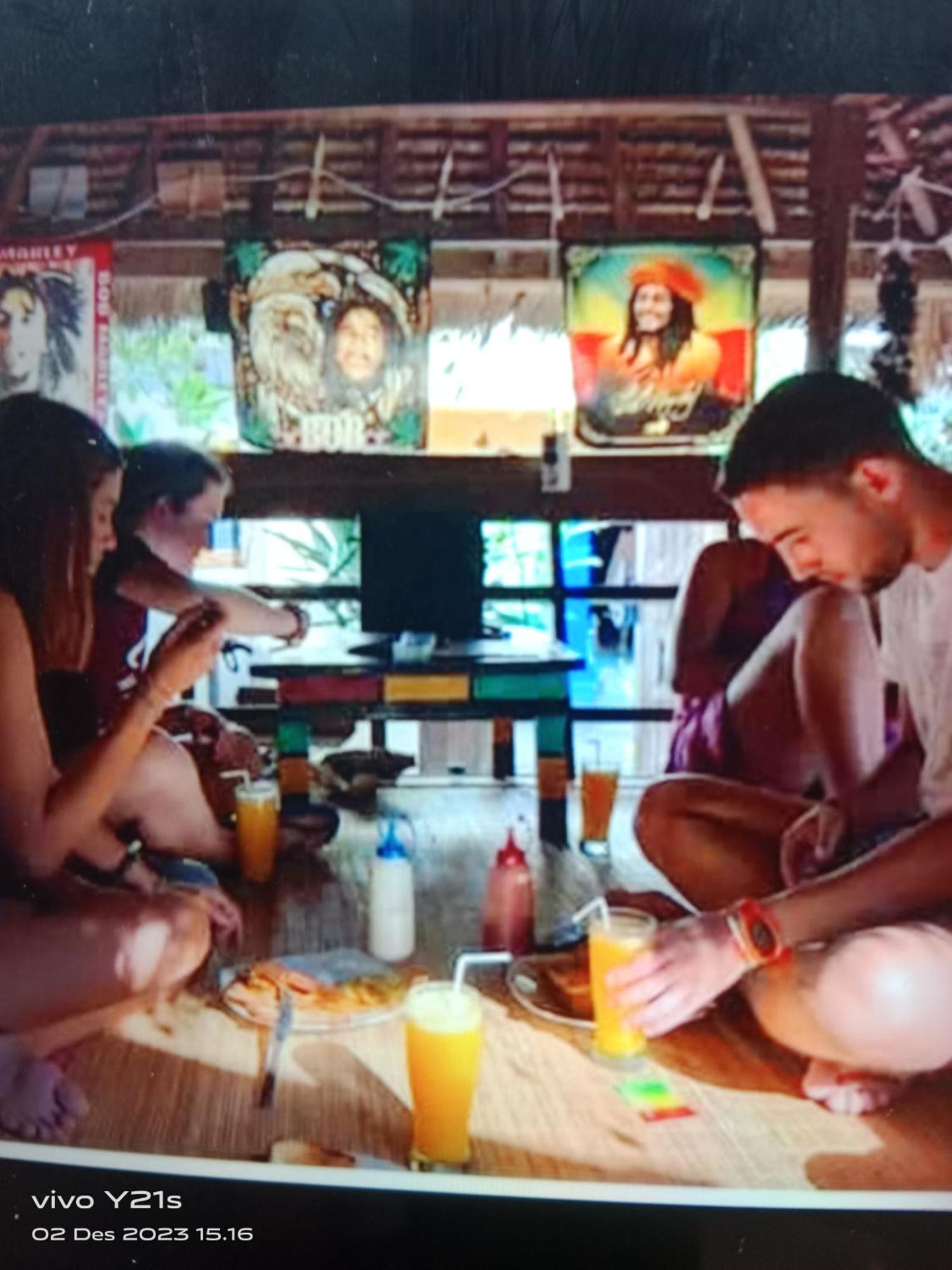 Fullesguesthouse Gili Trawangan Zewnętrze zdjęcie